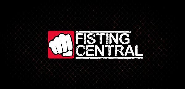  FistingCentral I&039;ll Teach You How To Fist On Time